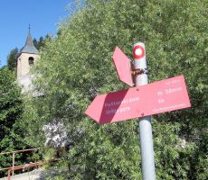 Še dobro uro hoda imamo